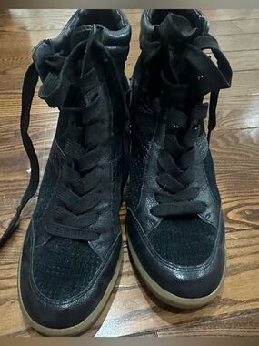 Sam Edelman Black Lace-Up High-Top Boots with Gum Sole